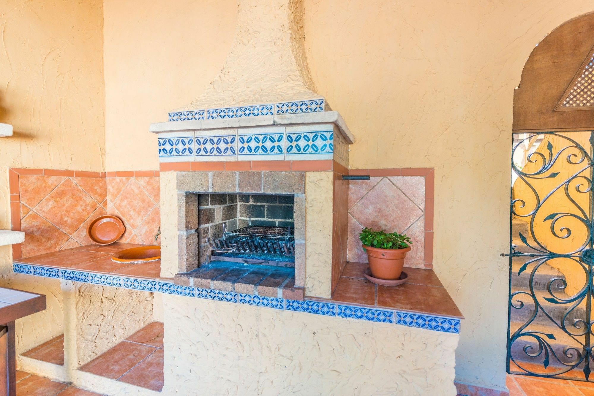 Els Pins Villa Crestatx Ngoại thất bức ảnh
